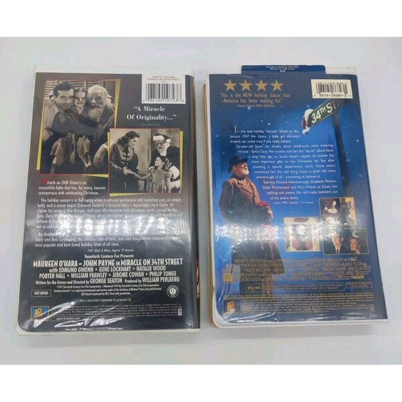 Miracle On 34th Street VHS Lot Of 2 Both Versions 1947 & 1995 Original & Remake - Picture 2 of 13